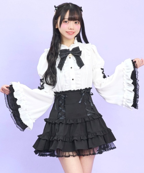 Secret Honey(シークレットハニー)の「フレア袖スタンドカラーブラウス(シャツ/ブラウス・レディース・オフホワイト/グレー/ブラック・MEDIUM)」の1枚目の写真