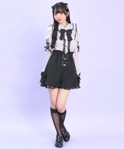 Secret Honey(シークレットハニー)の「フレア袖スタンドカラーブラウス(シャツ/ブラウス・レディース・ブラック/オフホワイト/グレー・MEDIUM)」の6枚目の写真