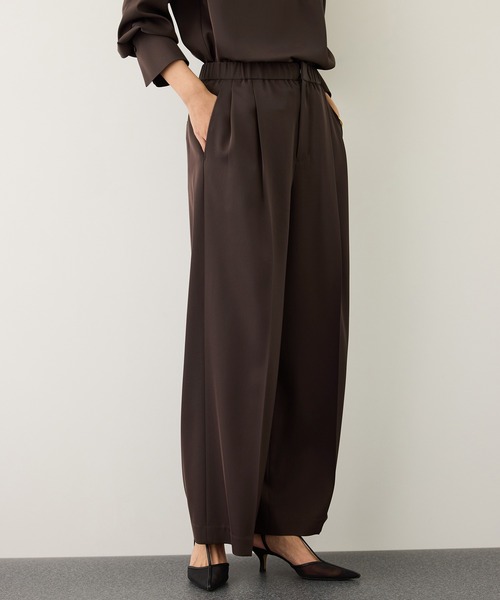 ROPE'(ロペ)の「イージータックワイドパンツ/イージーケア・セットアップ対応(その他パンツ・レディース・ピンク/ダークブラウン/ネイビー・40/38/36)」の10枚目の写真