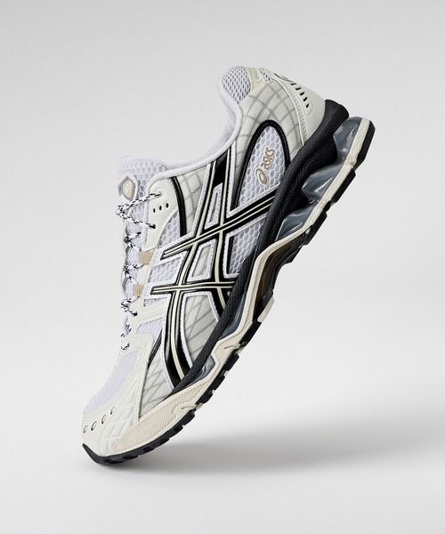 ASICS(アシックス)の「GEL-NIMBUS 10.1 / ゲルニンバス 10.1(スニーカー・メンズ・ホワイト系その他・24.5/24/25/23/26/25.5/26.5/28.5/28/27.5/27/23.5/29.5/29)」の1枚目の写真