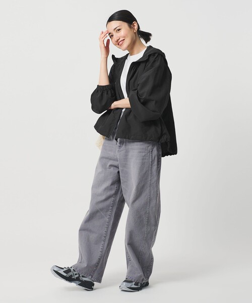 BEAUTY&YOUTH UNITED ARROWS（ビューティーアンドユースユナイテッドアローズ）の「ナイロン ギャザーフードブルゾン ウォッシャブル（ブルゾン・レディース・オフホワイト/ブラック・M/S）」の14枚目の写真