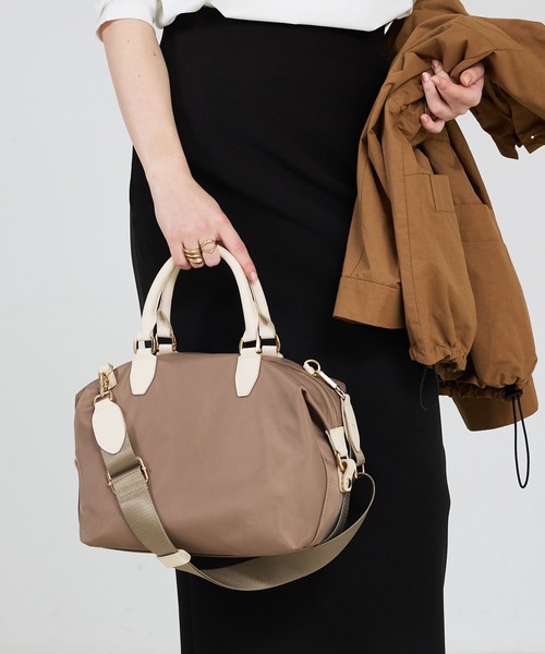 LOWELL things（ロウェル　シングス）の「Porta/2WAYボストンバッグM（ボストンバッグ・レディース・ネイビー/ベージュ/ライトブルー・フリー）」の2枚目の写真