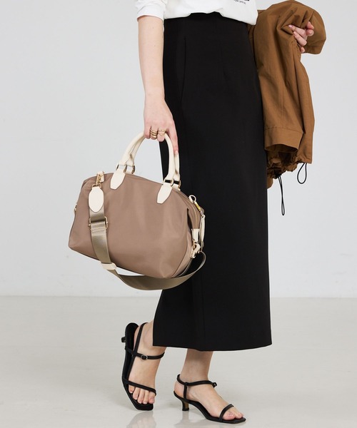 LOWELL things（ロウェル　シングス）の「Porta/2WAYボストンバッグM（ボストンバッグ・レディース・ネイビー/ベージュ/ライトブルー・フリー）」の17枚目の写真