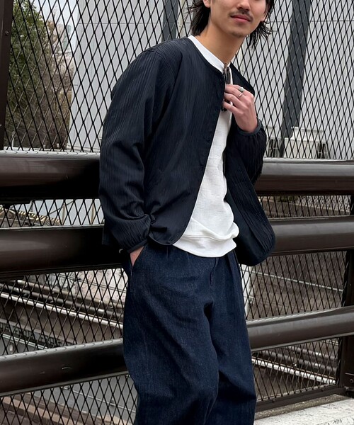 NOLLEY'S LIGHT（ノーリーズライト）の「シャーリングカーディガン（ブルゾン・メンズ・ブラック/ダークネイビー・L/M）」の5枚目の写真