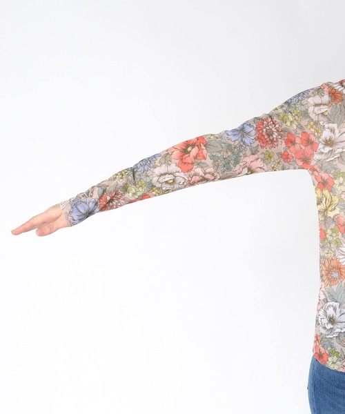 Three Four Time（ｽﾘｰﾌｫｰﾀｲﾑ）の「レトロフラワ―柄シアープルオーバー（ニット/セーター・レディース・グレー/ベージュ・FREE）」の16枚目の写真