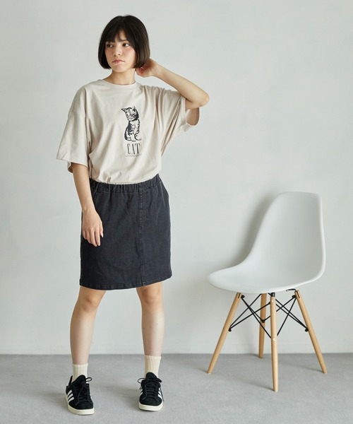 undeny.(アンディニ-)の「undeny/アンディニー CAT Tシャツ(Tシャツ/カットソー・レディース・ベージュ系その他/ホワイト/サックスブルー・F)」の5枚目の写真