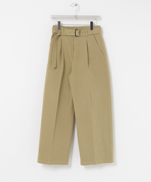 URBAN RESEARCH（アーバンリサーチ）の「『3サイズ展開』ベルト付きタックワイドチノパンツ（その他パンツ・レディース・ベージュ/ライトベージュ・40/38/36）」の19枚目の写真