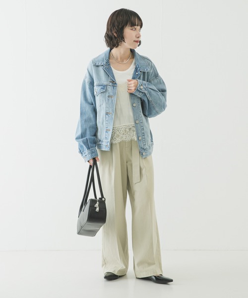 URBAN RESEARCH（アーバンリサーチ）の「『3サイズ展開』ベルト付きタックワイドチノパンツ（その他パンツ・レディース・ベージュ/ライトベージュ・40/38/36）」の8枚目の写真