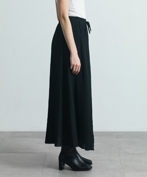 CITY TOKYO（シティトウキョウ）の「【CITY TOKYO/シティートウキョウ】クレープカットオフフレアスカート（スカート・レディース・ブラウン/ホワイト/ブラック・2/1）」の17枚目の写真