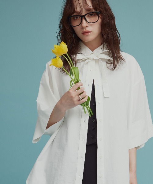 W:Huku(フーク)の「【W:Huku / スムースタッチコットン】ボウタイ ハーフ ブラウス/ 半袖 ハーフスリーブ / Smooth Touch Cotton Bow Tie Half Blouse(シャツ/ブラウス・レディース・ベージュ系その他/ブラック/スカイブルー/オフホワイト・FREE)」の12枚目の写真