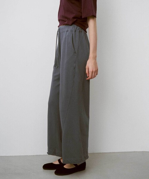 UNFIL（アンフィル）の「UNFIL | コットンテリー ワイドスウェットパンツ WOMEN（その他パンツ・レディース・ブルー系その他/オフホワイト・0）」の15枚目の写真