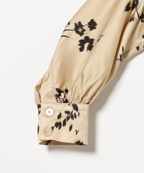Ray BEAMS（レイビームス）の「GHOSPELL / Arina Floral Shirt（シャツ/ブラウス・レディース・ベージュ・X-SMALL）」の4枚目の写真