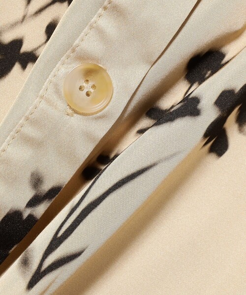 Ray BEAMS（レイビームス）の「GHOSPELL / Arina Floral Shirt（シャツ/ブラウス・レディース・ベージュ・X-SMALL）」の6枚目の写真