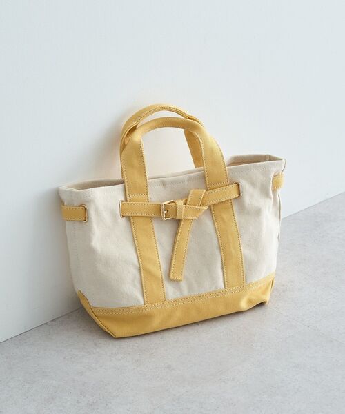 earth music&ecology（アースミュージックアンドエコロジー）の「ベルトキャンバストートバッグ M（トートバッグ・レディース・ネイビー/イエロー/グリーン・FREE）」の5枚目の写真