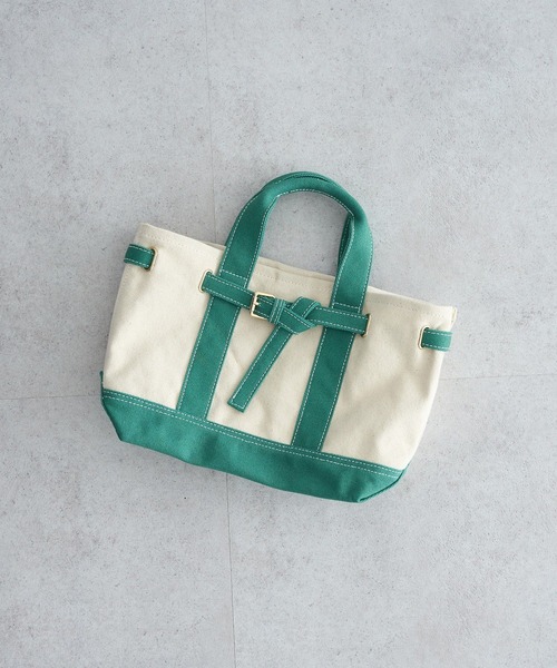 earth music&ecology（アースミュージックアンドエコロジー）の「ベルトキャンバストートバッグ M（トートバッグ・レディース・ネイビー/イエロー/グリーン・FREE）」の2枚目の写真