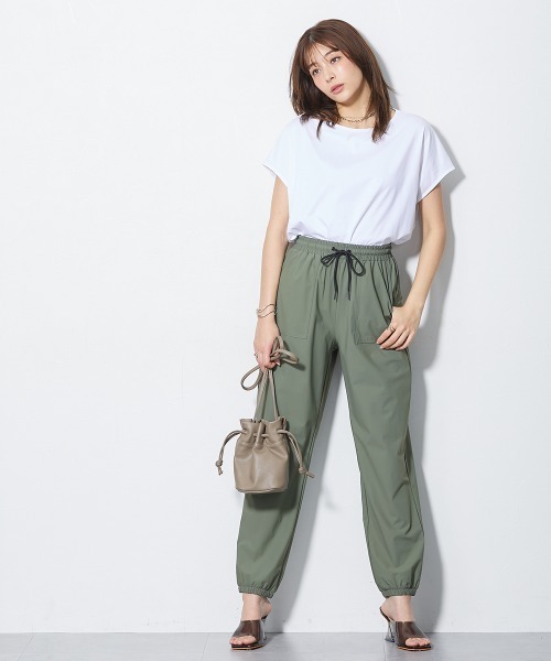 slattgir（スラットジール）の「高身長　ジョガーパンツ（ＵＶカット・接触冷感）丈長め・トールサイズ（その他パンツ・レディース・ブラック/オリーブ/モカ/ブルー・TM/T5L/T4L/T3L/TLL/TL）」の17枚目の写真
