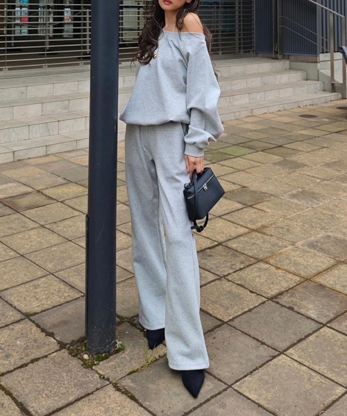 esutoreja（エストレジャ）の「ワンショルダースウェットセットアップ（セットアップ・レディース・グレー/オートミール・FREE）」の8枚目の写真