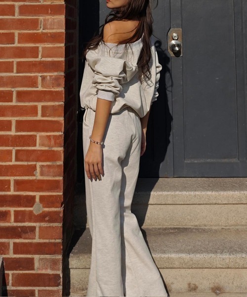 esutoreja（エストレジャ）の「ワンショルダースウェットセットアップ（セットアップ・レディース・グレー/オートミール・FREE）」の15枚目の写真