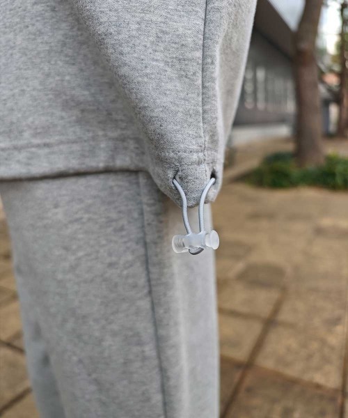 esutoreja（エストレジャ）の「ワンショルダースウェットセットアップ（セットアップ・レディース・グレー/オートミール・FREE）」の18枚目の写真