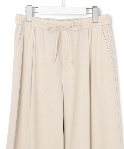 23区(ニジュウサンク)の「ナチュラルスラブストレッチ ワイドパンツ(その他パンツ・レディース・カーキ系/ベージュ系/ネイビー系・38/40/36)」の8枚目の写真