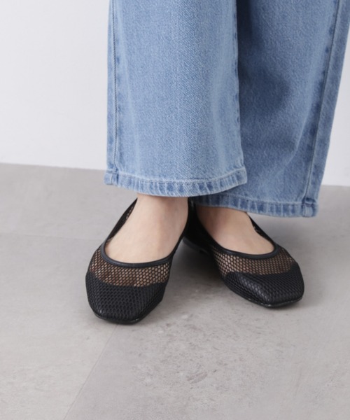 NANO universe（ナノユニバース）の「メッシュフラットパンプス（パンプス・レディース・ブラック/ホワイト・37/36/38）」の2枚目の写真
