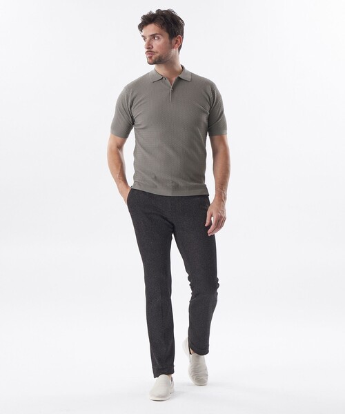 EPOCA UOMO(エポカウォモ)の「*Safari5月号掲載*アセテートニットポロ(ポロシャツ・メンズ・ダークブラウン/ブラック/グレー・48/46)」の4枚目の写真