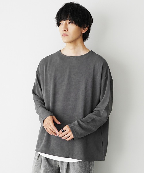 MinoriTY(マイノリティ)の「【MinoriTY】立体シワ加工ボートネックロングTシャツ メンズ ロンT 長袖Tシャツ カットソー 春服 秋服(Tシャツ/カットソー・メンズ・グレイッシュベージュ/ブルーグリーン/チャコール・S/M/L)」の1枚目の写真