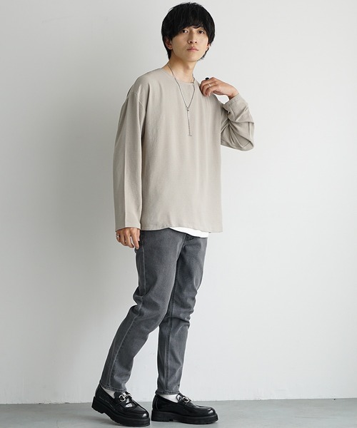 MinoriTY(マイノリティ)の「【MinoriTY】立体シワ加工ボートネックロングTシャツ メンズ ロンT 長袖Tシャツ カットソー 春服 秋服(Tシャツ/カットソー・メンズ・グレイッシュベージュ/ブルーグリーン/チャコール・S/M/L)」の13枚目の写真