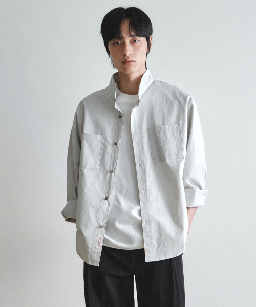 WEDNESDAY OASIS（ウェンズデーオアシス）の「ハイネックスイングシャツジャケット_LIGHT GRAY(W26SH02)（その他アウター・メンズ・ライトグレー・MEDIUM/LARGE）」の3枚目の写真
