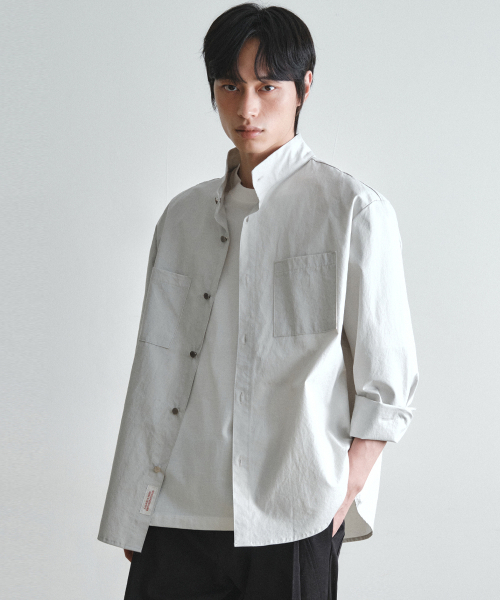 WEDNESDAY OASIS（ウェンズデーオアシス）の「ハイネックスイングシャツジャケット_LIGHT GRAY(W26SH02)（その他アウター・メンズ・ライトグレー・MEDIUM/LARGE）」の4枚目の写真