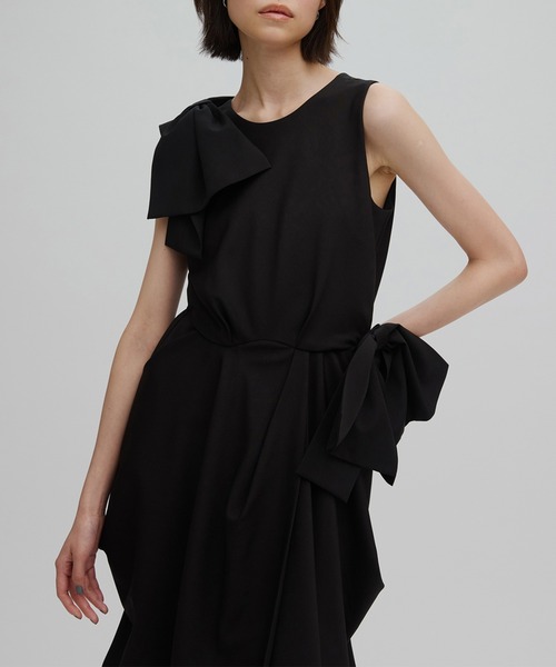 Ameri（アメリ）の「2WAY CONSTRUCTIVE RIBBON DRESS（ドレス・レディース・インディゴブルー/ブラック/ブラウン・MEDIUM/SMALL）」の13枚目の写真
