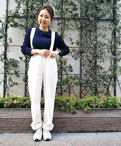 COLLAGE GALLARDAGALANTE（コラージュガリャルダガランテ）の「洗えるサスペンダー付ワイドパンツ（オールインワン）（サロペット/オーバーオール・レディース・ホワイト/サックスブルー・0/1）」の18枚目の写真