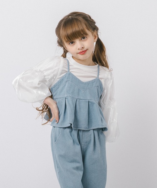 URBAN CHERRY(アーバンチェリー)の「【2点セット】デニムプリーツキャミビスチェ+ストレートパンツ(その他トップス・キッズ・ブルー・110cm/120cm/130cm)」の5枚目の写真