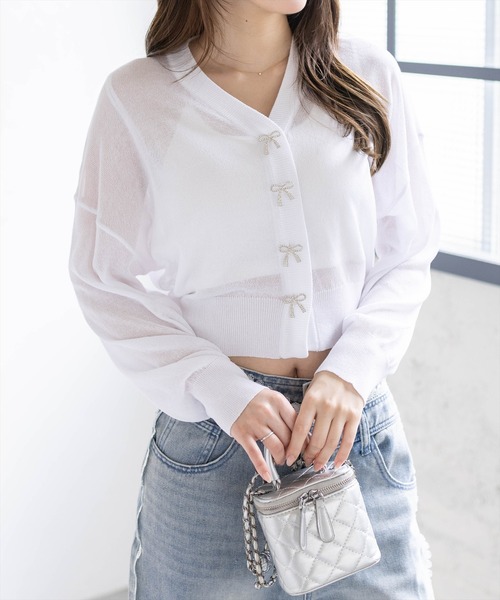 clear（クリア）の「リボンボタンVネックニットカーディガン[骨格ナチュラル ガーリー バレエコア]（カーディガン/ボレロ・レディース・チャコールグレー/オフホワイト/ピンク/グレー系その他・F）」の16枚目の写真