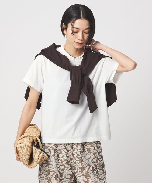 green label relaxing(グリーンレーベルリラクシング)の「<スタイリスト兵藤千尋さんコラボ>ワイドネック Tシャツ UVカット(Tシャツ/カットソー・レディース・ネイビー/ブラック/オフホワイト・FREE)」の2枚目の写真