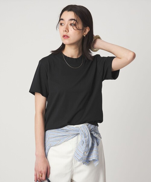 green label relaxing(グリーンレーベルリラクシング)の「<スタイリスト兵藤千尋さんコラボ>ワイドネック Tシャツ UVカット(Tシャツ/カットソー・レディース・ネイビー/ブラック/オフホワイト・FREE)」の17枚目の写真