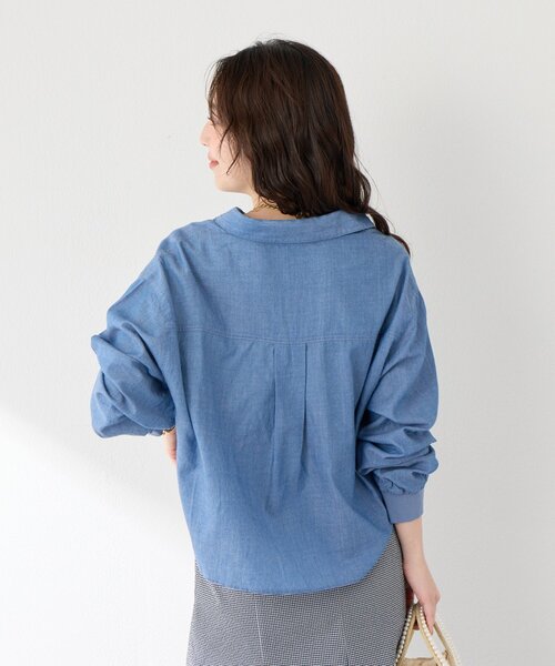 La boutique BonBon(ラブティックボンボン)の「【RISA監修・今すぐお届け!】シアーデニムショート丈袖口リブシャツ(シャツ/ブラウス・レディース・サックスブルー/ブルー系その他・FREE)」の13枚目の写真