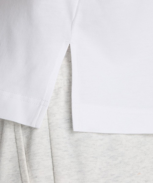 NEW BALANCE(ニューバランス)の「ウォーターカラーイエローボクシーTシャツ(Tシャツ/カットソー・レディース・ホワイト/ブラック・SMALL/MEDIUM/LARGE/X-LARGE)」の7枚目の写真