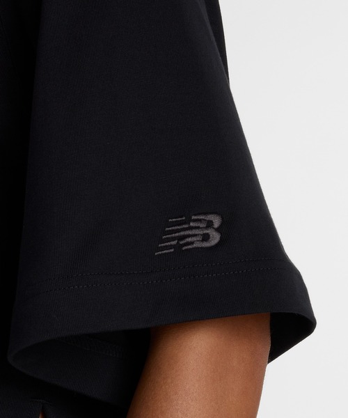 NEW BALANCE(ニューバランス)の「ウォーターカラーイエローボクシーTシャツ(Tシャツ/カットソー・レディース・ホワイト/ブラック・SMALL/MEDIUM/LARGE/X-LARGE)」の11枚目の写真