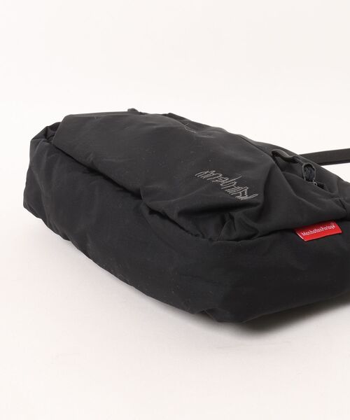 Manhattan Portage(マンハッタンポーテージ)の「Manhattan Portage/マンハッタンポーテージ ショルダーバッグ Cityhall Shoulder Bag Nylon Tussah Quill MP2445TS(ショルダーバッグ・メンズ・ブラック×グレー・FREE)」の4枚目の写真
