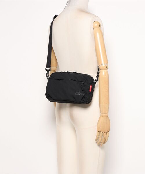 Manhattan Portage(マンハッタンポーテージ)の「Manhattan Portage/マンハッタンポーテージ ショルダーバッグ Cityhall Shoulder Bag Nylon Tussah Quill MP2445TS(ショルダーバッグ・メンズ・ブラック×グレー・FREE)」の2枚目の写真