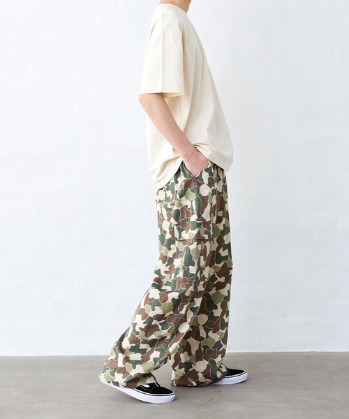 Fluffy BROTHERS(フラッフィーブラザーズ)の「ピザT刺繍シャツ(大人サイズ)(Tシャツ/カットソー・メンズ・アイボリー・L/M/XL)」の10枚目の写真