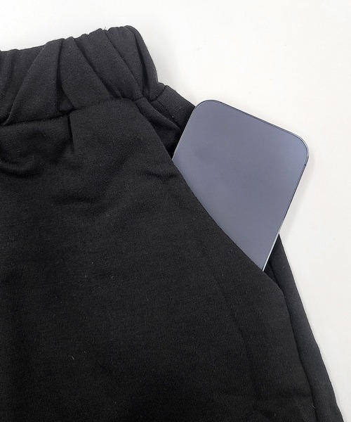 DAY CLOSET(デイ クローゼット)の「【ワンマイル対応/セットアップ/フード付き】長袖リブオーバーサイズジップパーカー+キャミソール+ショートパンツ 3点セット レディース(ルームウェア/パジャマ・レディース・ブラック/グレー・FREE)」の19枚目の写真