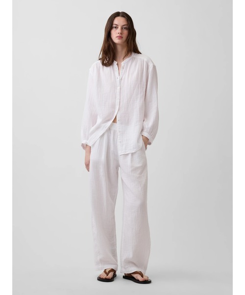 GAP(ギャップ)の「コットンガーゼ オーバーサイズ ノーカラーシャツ(シャツ/ブラウス・レディース・ホワイト/ブラウン/ブラック/レッド/グリーン/イエロー・L/M/S/XS/XXS)」の9枚目の写真
