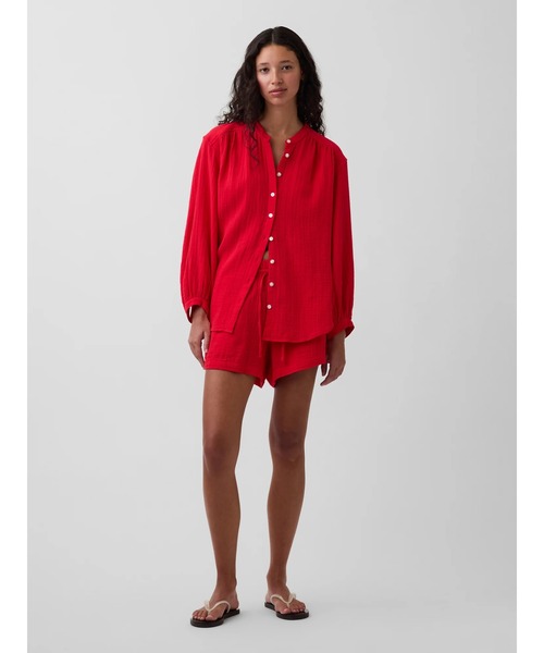 GAP(ギャップ)の「コットンガーゼ オーバーサイズ ノーカラーシャツ(シャツ/ブラウス・レディース・ホワイト/ブラウン/ブラック/レッド/グリーン/イエロー・L/M/S/XS/XXS)」の10枚目の写真