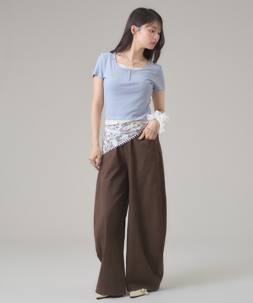 apres jour mignon(アプレジュールミニョン)の「レイヤードヘンリートップス(Tシャツ/カットソー・レディース・ネイビー/ブラック/ブルー/グレー・LARGE/フリー)」の7枚目の写真