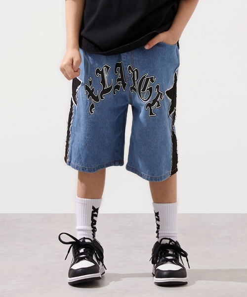 XLARGE KIDS（エクストララージキッズ）の「スターモチーフ デニムハーフパンツ（デニムパンツ・キッズ・ライトブルー/ブルー・140cm/120cm/90cm/100cm/110cm/130cm）」の2枚目の写真