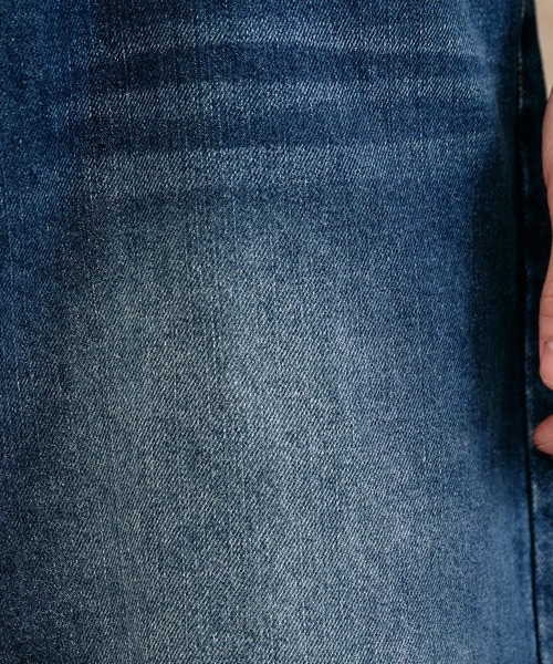 Adoon plain（アドーンプレーン）の「Loose Fit Straight Denim / ルーズフィットストレートデニム（デニムパンツ・メンズ・ライトインディゴブルー/インディゴブルー・SMALL/LARGE/MEDIUM）」の10枚目の写真