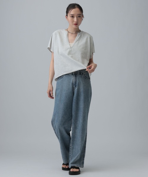 LEPSIM(レプシィム)の「深スリットミニ裏毛プルオーバーSS 724631(Tシャツ/カットソー・レディース・パープル/ブラウン/ライトグレー/オフホワイト・FREE)」の18枚目の写真