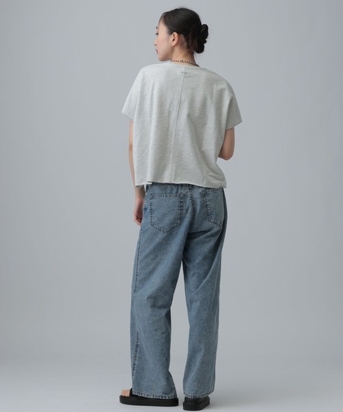 LEPSIM(レプシィム)の「深スリットミニ裏毛プルオーバーSS 724631(Tシャツ/カットソー・レディース・パープル/ブラウン/ライトグレー/オフホワイト・FREE)」の19枚目の写真